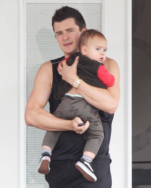 Orlando Bloom y su pequeño Flynn