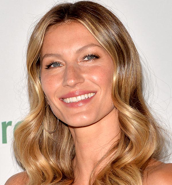 Gisele Bündchen, muy sonriente