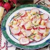 Ensalada de rábanos y queso