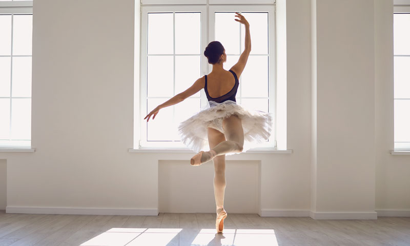 Ejercicios De Ballet Para Tonificar El Cuerpo Foto