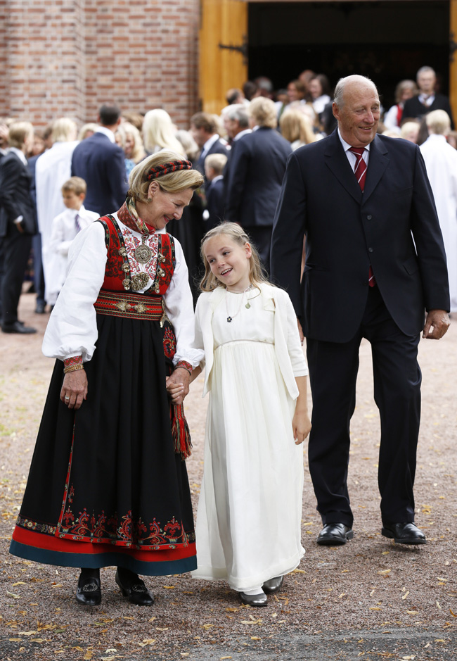 La Familia Real Noruega Se Re Ne En La Confirmaci N De Marius Hijo