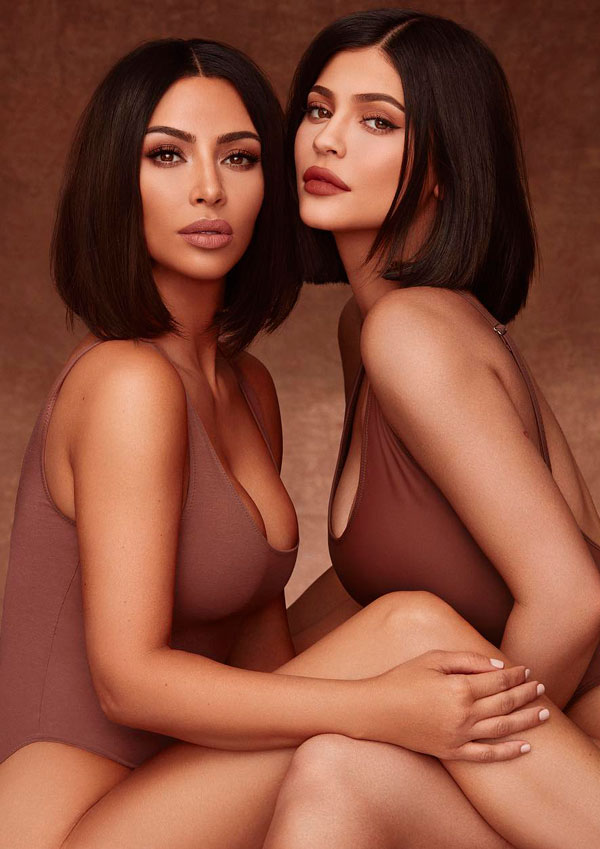 Kim Kardashian y Kylie Jenner cosméticos