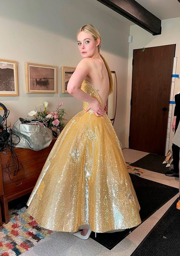 Elle Fanning la realidad detrás de sus mejores looks de alfombra roja Foto