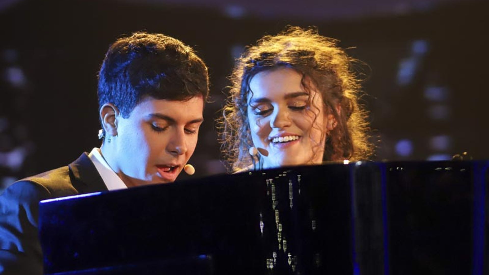 Alfred celebra, con este romántico mensaje dedicado a Amaia, el primer aniversario de la canción que les unió