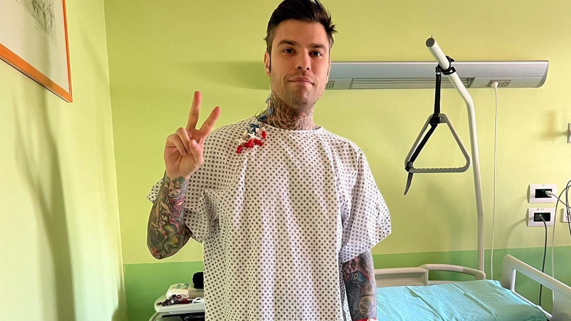 Fedez, esposo de Chiara Ferragni, anuncia que fue operado por un tumor en el páncreas