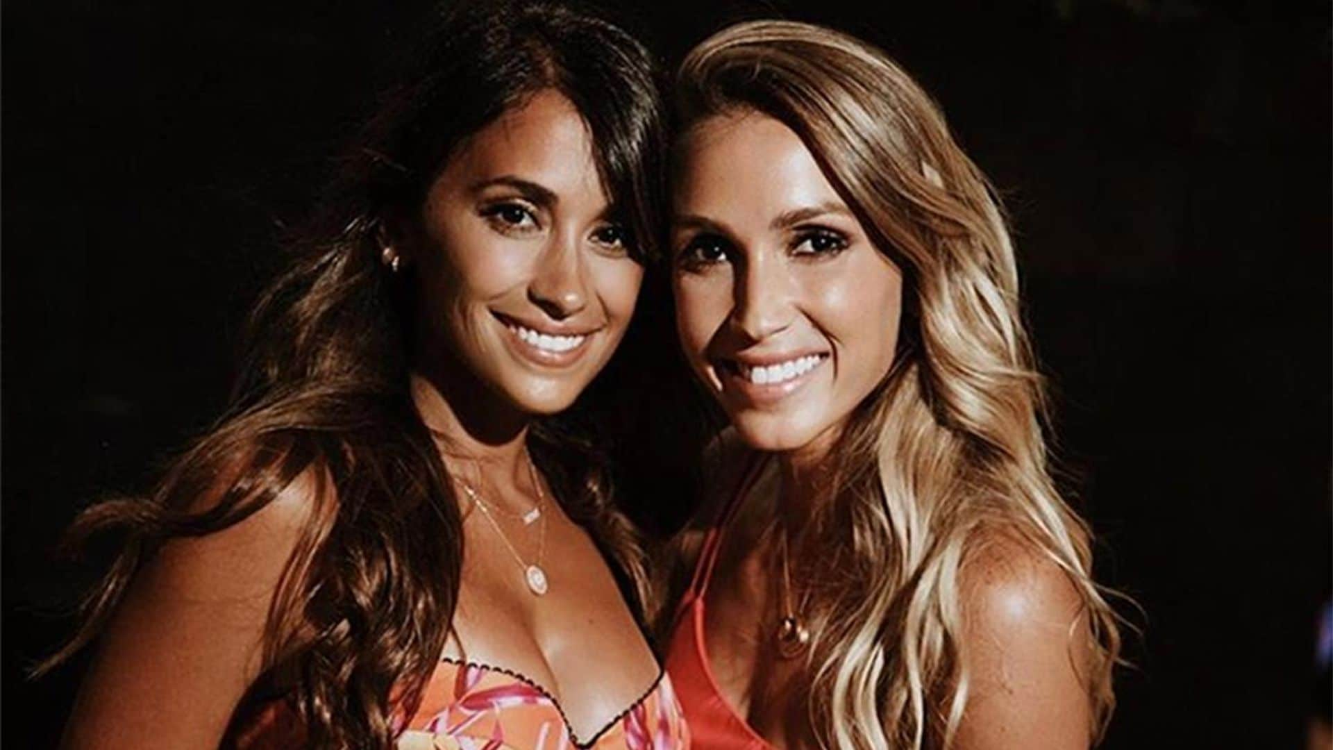 Antonela Roccuzzo y Sofía Balbi, 'hermanas' pero rivales ante un Barça-Atleti