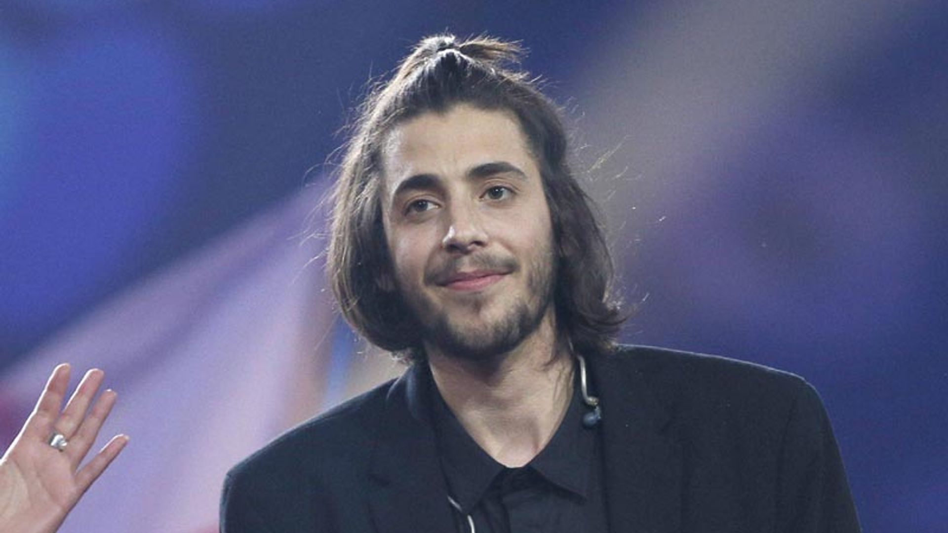 Salvador Sobral, ganador de Eurovisión, ¡está enamorado! ¿Quieres conocer a su novia?