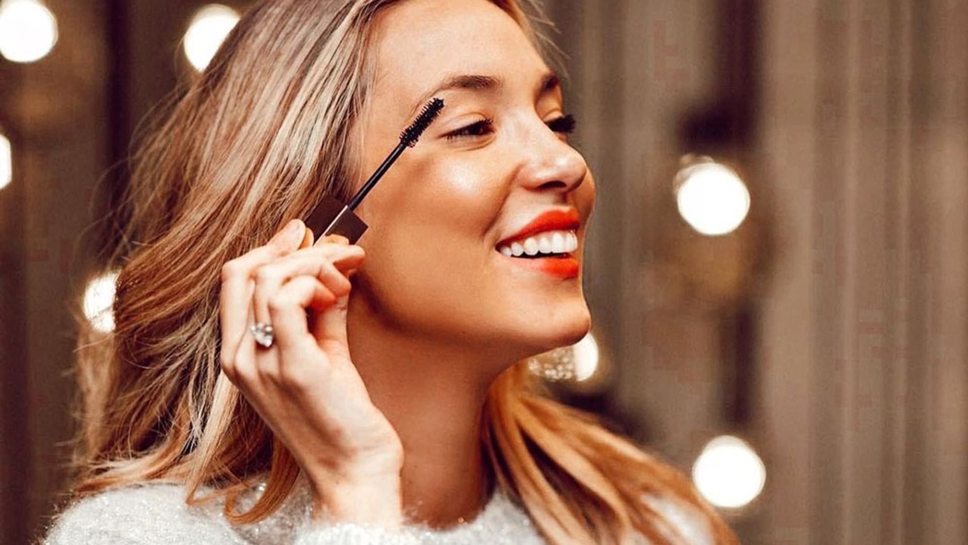 La divertida y preciosa sesión de maquillaje de Alice Campello con sus mellizos