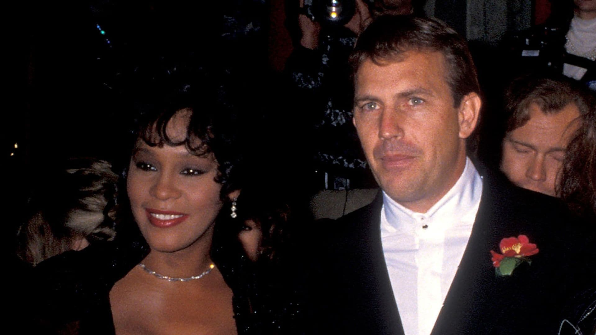 Kevin Costner recuerda la promesa que le hizo a Whitney Houston en 'El  guardaespaldas'