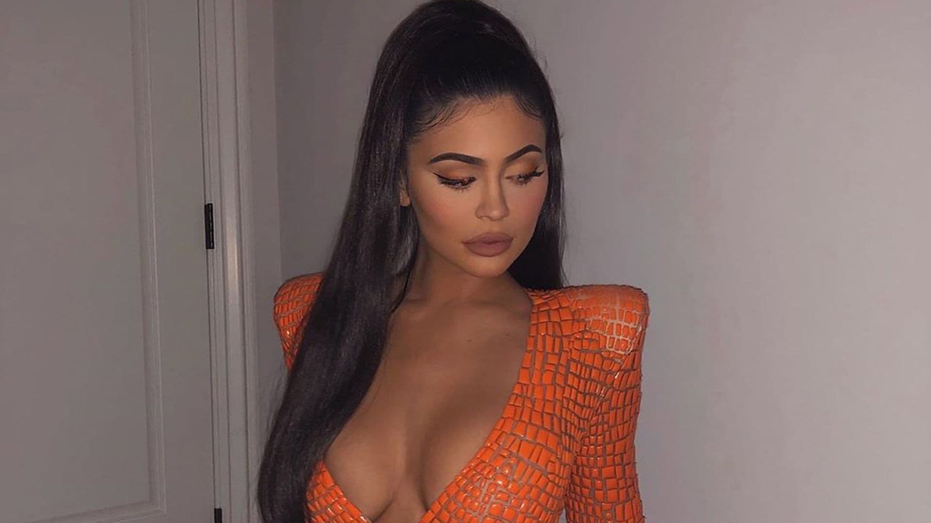 Ni te imaginas cuánto tarda Kylie Jenner en maquillarse