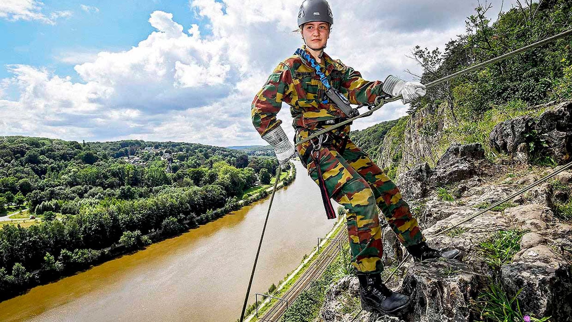 Elisabeth de Bélgica finaliza con éxito una de las etapas más importantes en su carrera militar