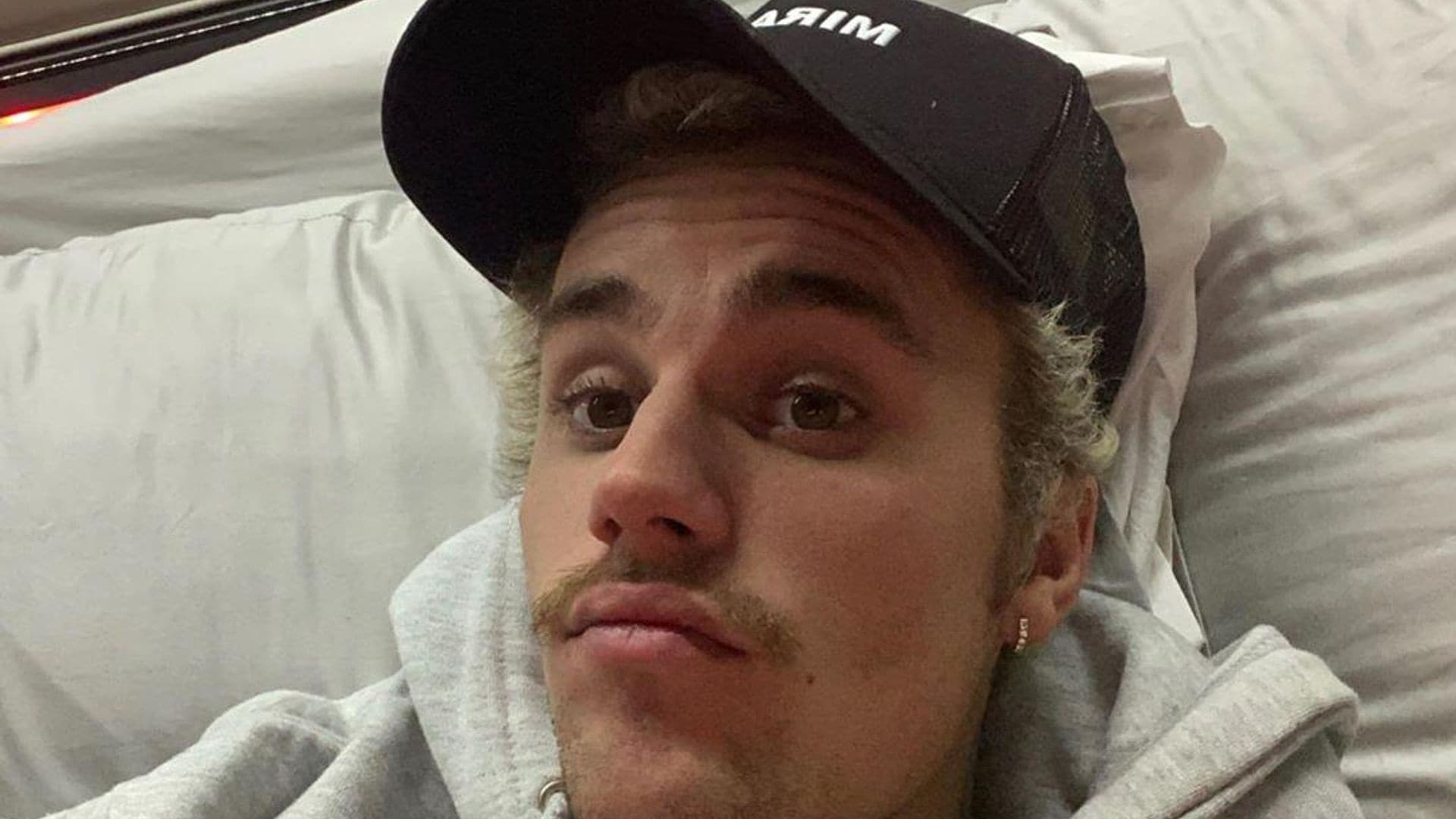 Justin Bieber le dice adiós a su bigote y así reacciona su esposa Hailey Baldwin