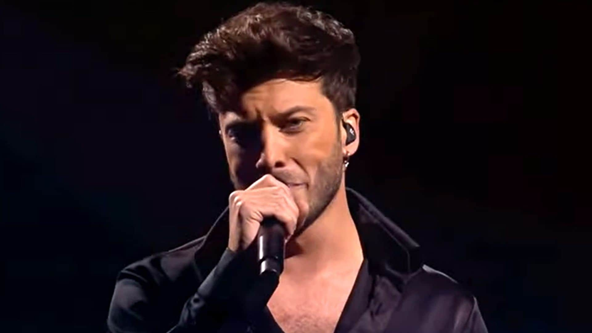 Blas Cantó se emociona al final de su actuación en Eurovisión: así lo dio todo con 'Voy a quedarme'