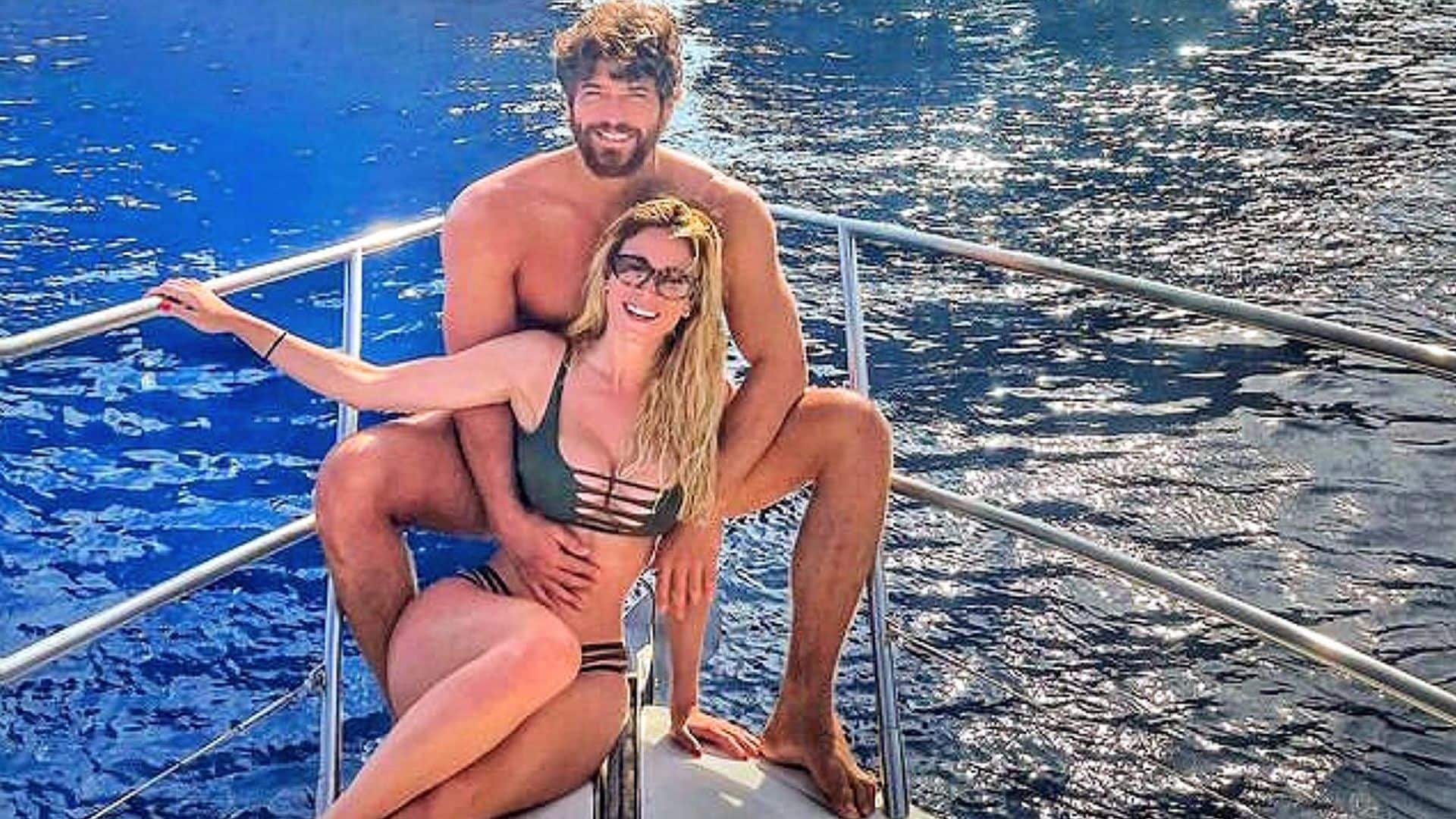 ¡Cuando zarpa el amor! Las idílicas vacaciones de Can Yaman y su novia italiana surcando los mares