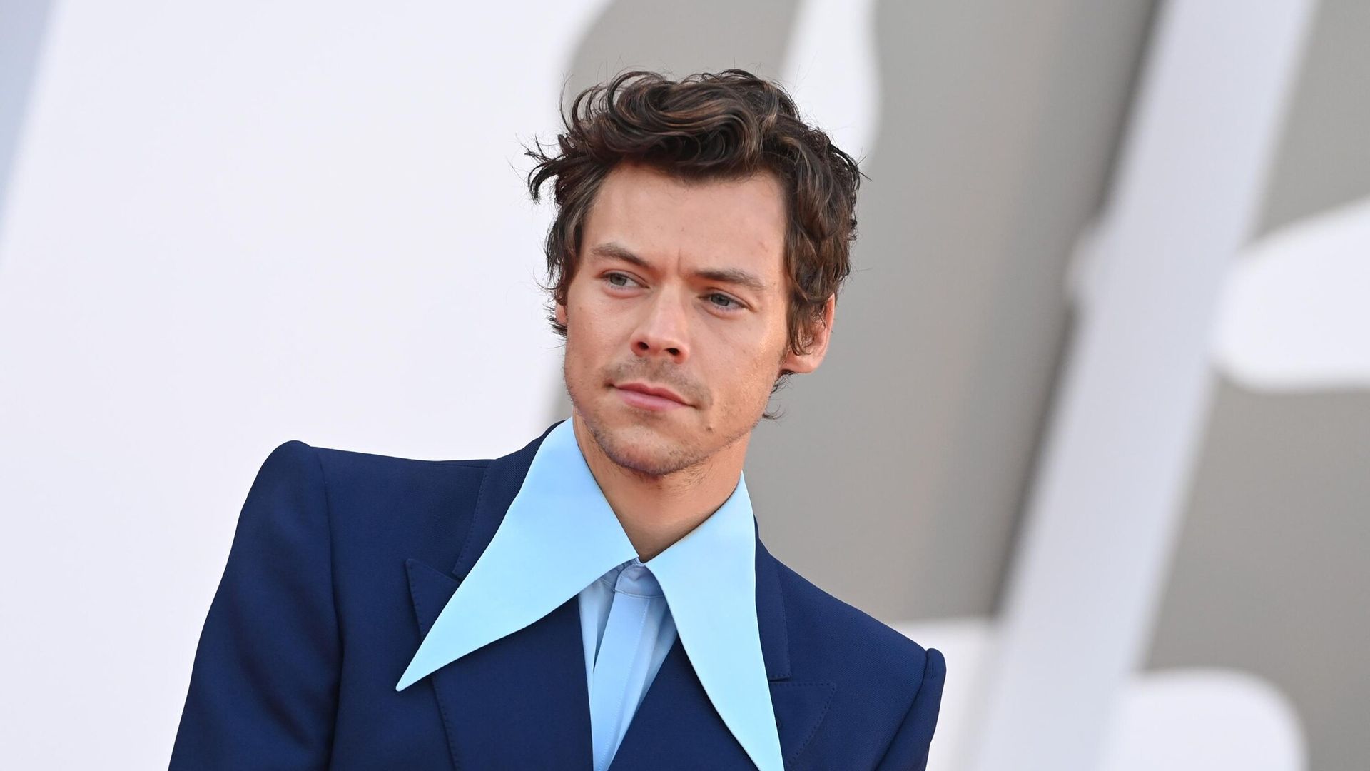 Harry Styles: los 10 looks ﻿clave del nuevo rey del pop