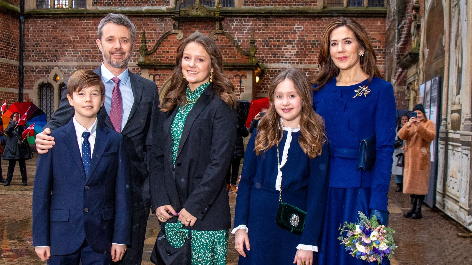 La escapada a Madrid de los reyes Federico y Mary con sus hijos para disfrutar de un fin de semana prenavideño