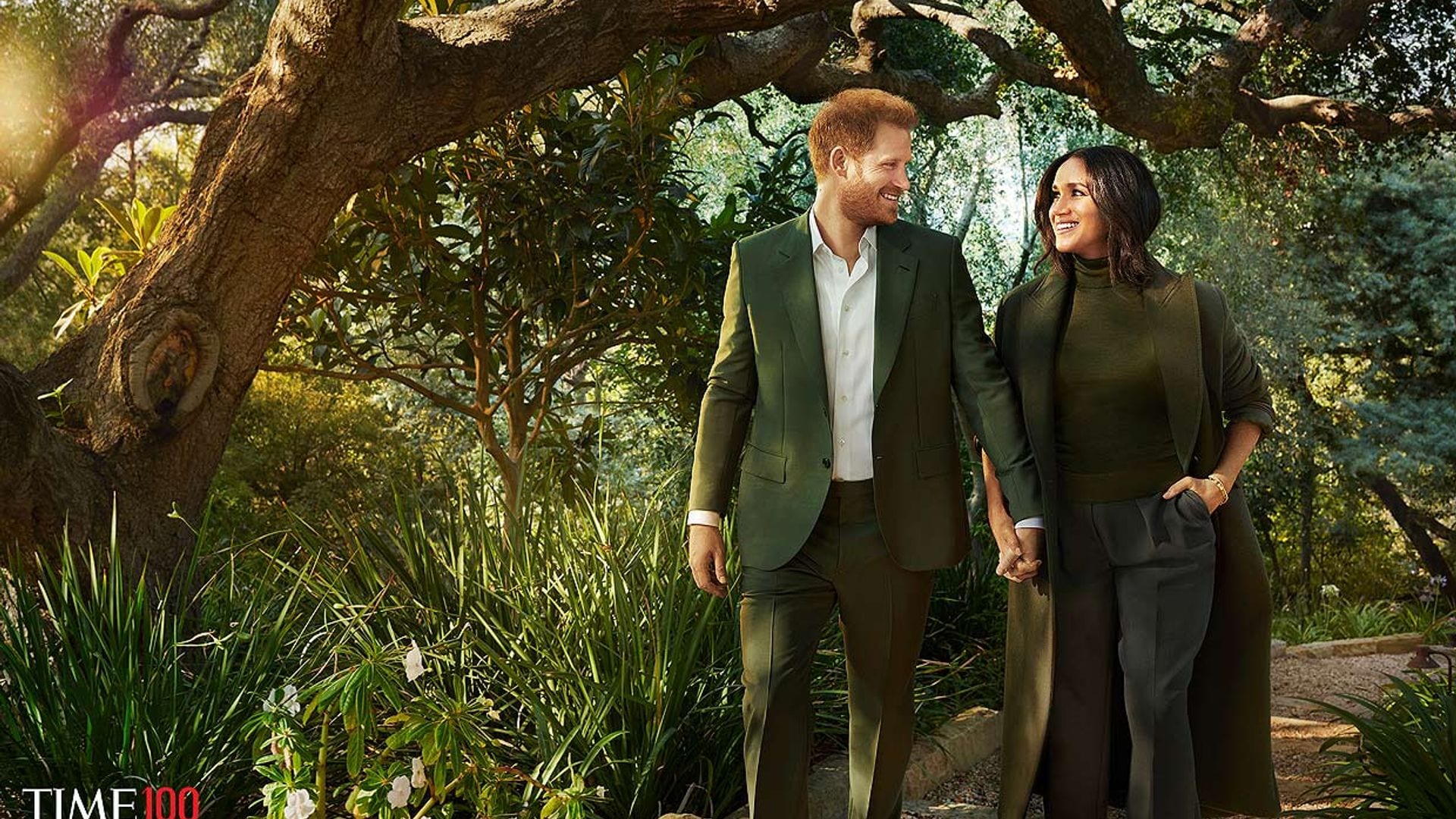 Todas las fotos de Meghan y Harry como estrellas de Hollywood en su primera portada posando