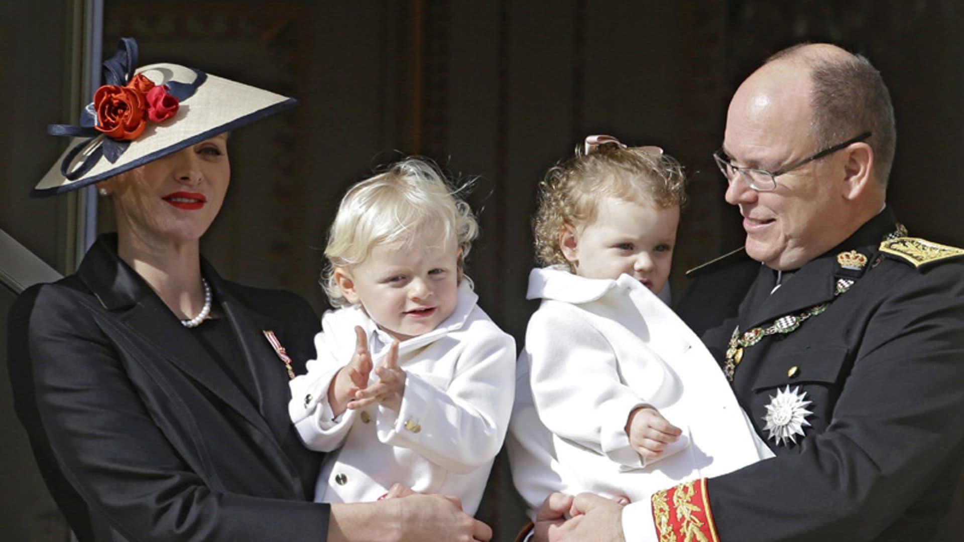 Los consejos de Alberto de Mónaco a George Clooney para ser padre de gemelos