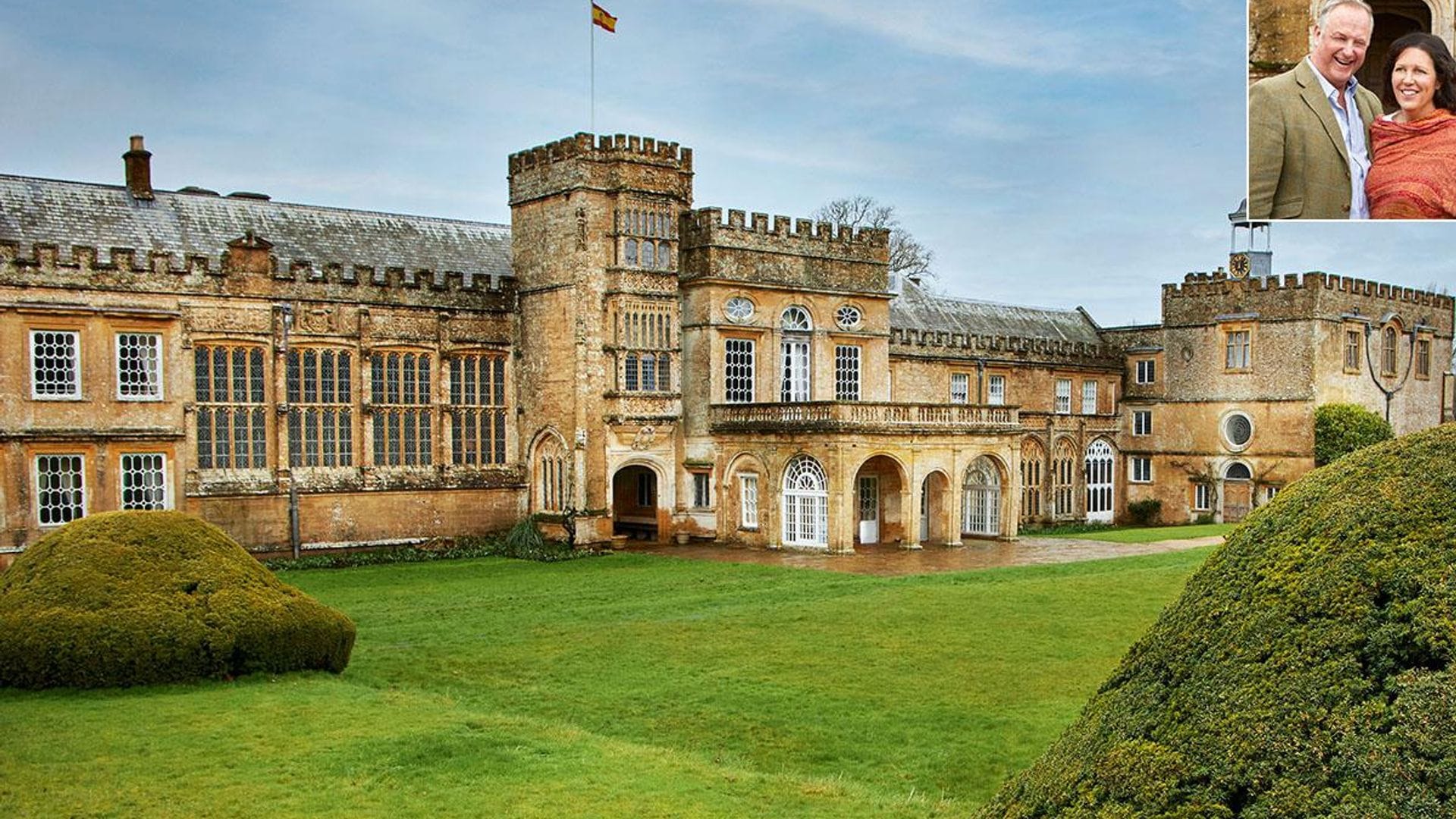La casa de ¡HOLA!: Alice y Julian Kennard nos abren las puertas de su majestuosa mansión, Forde Abbey, una de las más importantes de Reino Unido
