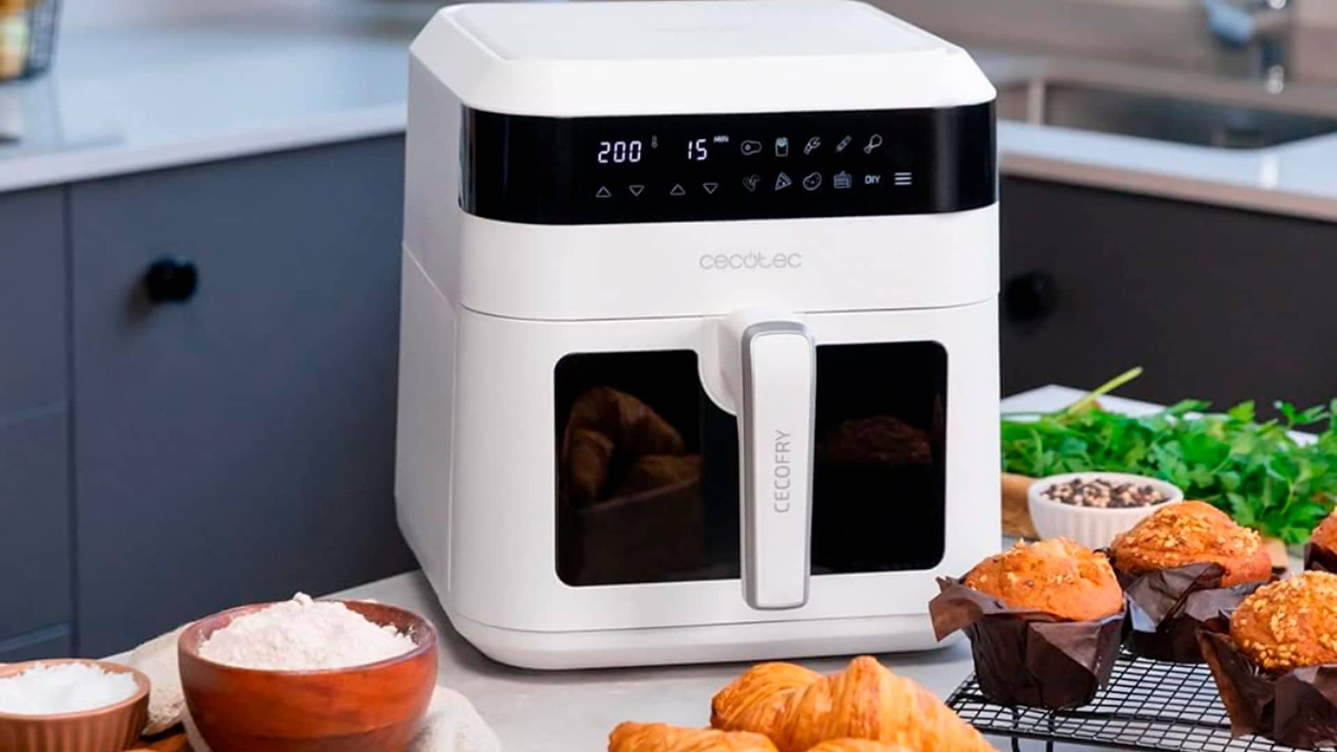 Donuts, tortillas ¡y hasta postres! Maximiza tu airfryer con moldes desde 10 euros