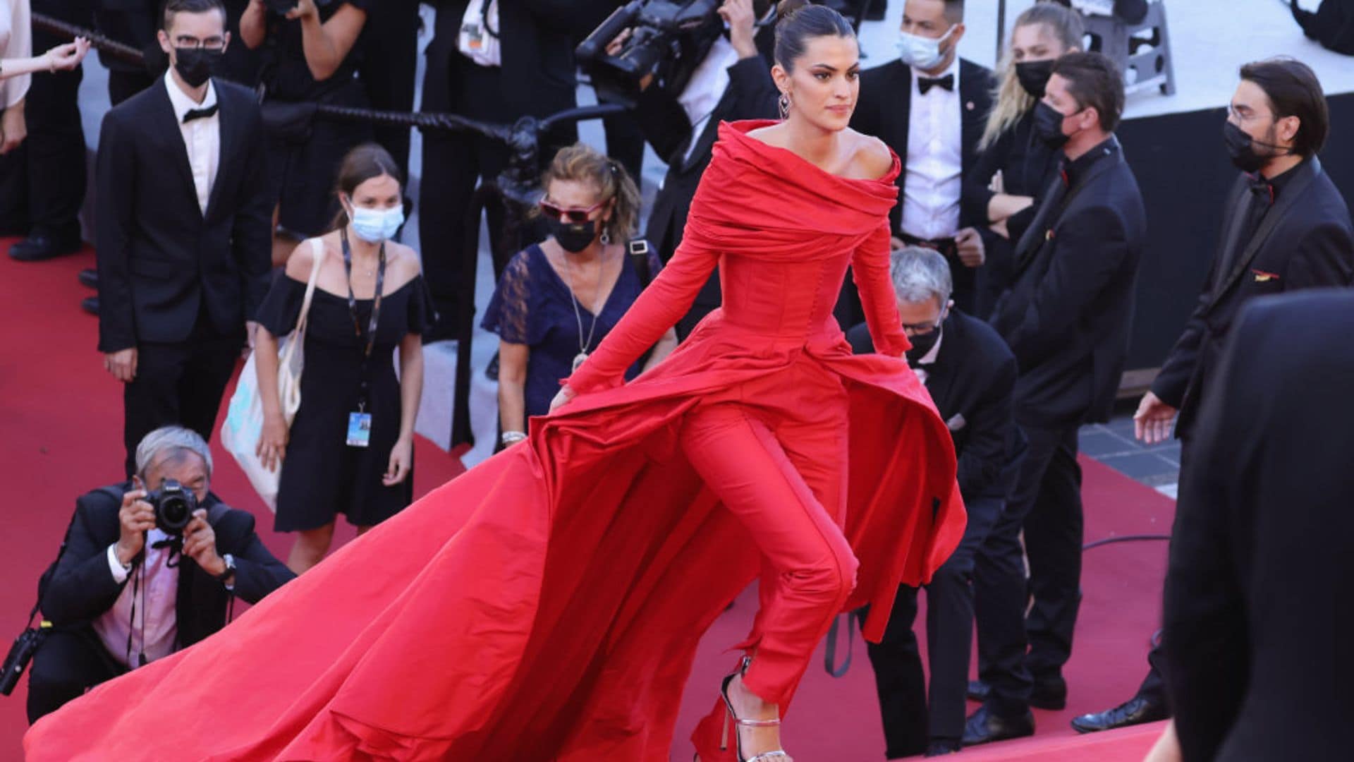 Las 'celebrities' que pisaron la alfombra roja en pantalón (y triunfaron)