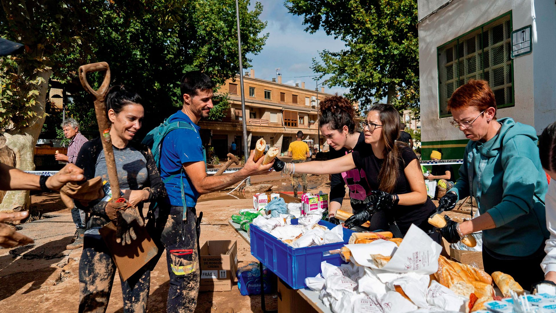 Un grupo de voluntarios