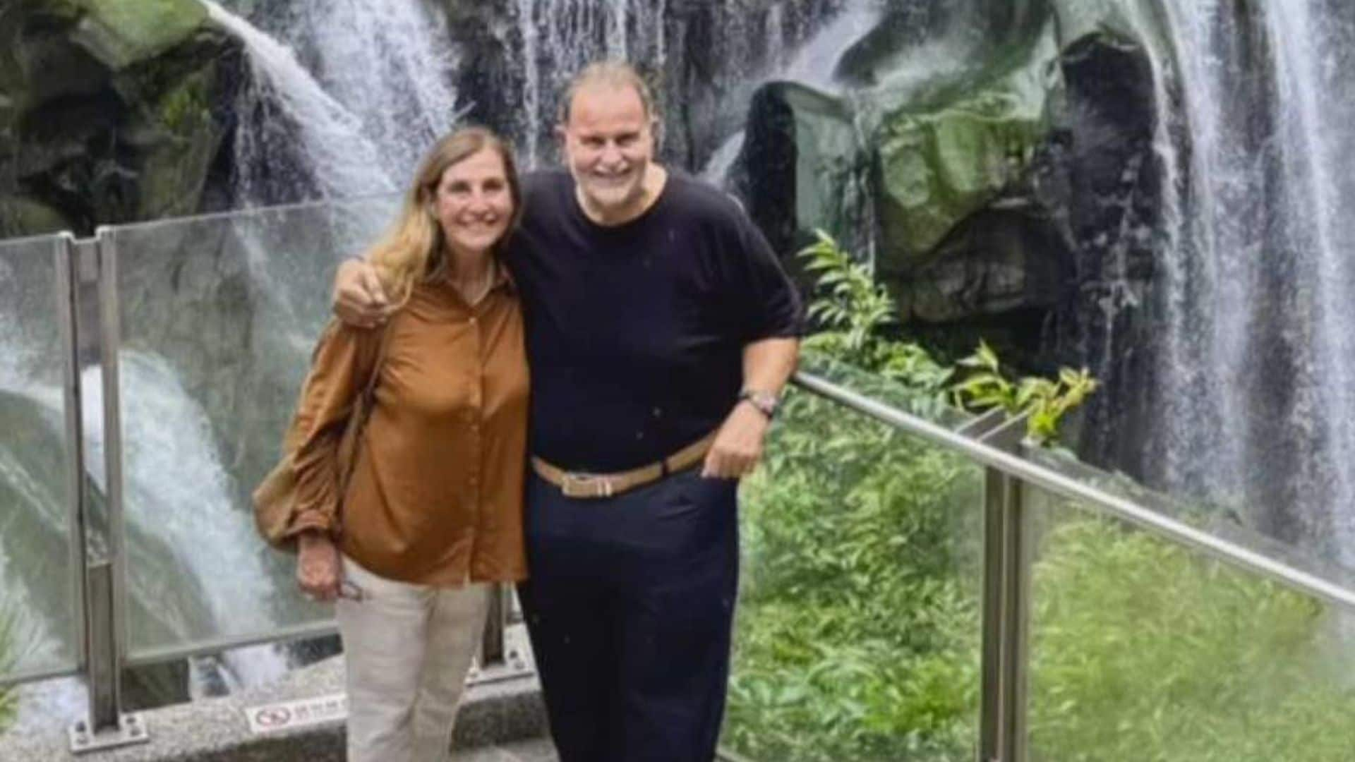 Raúl de Molina y su esposa cumplen el sueño de conocer un lejano lugar en Asia