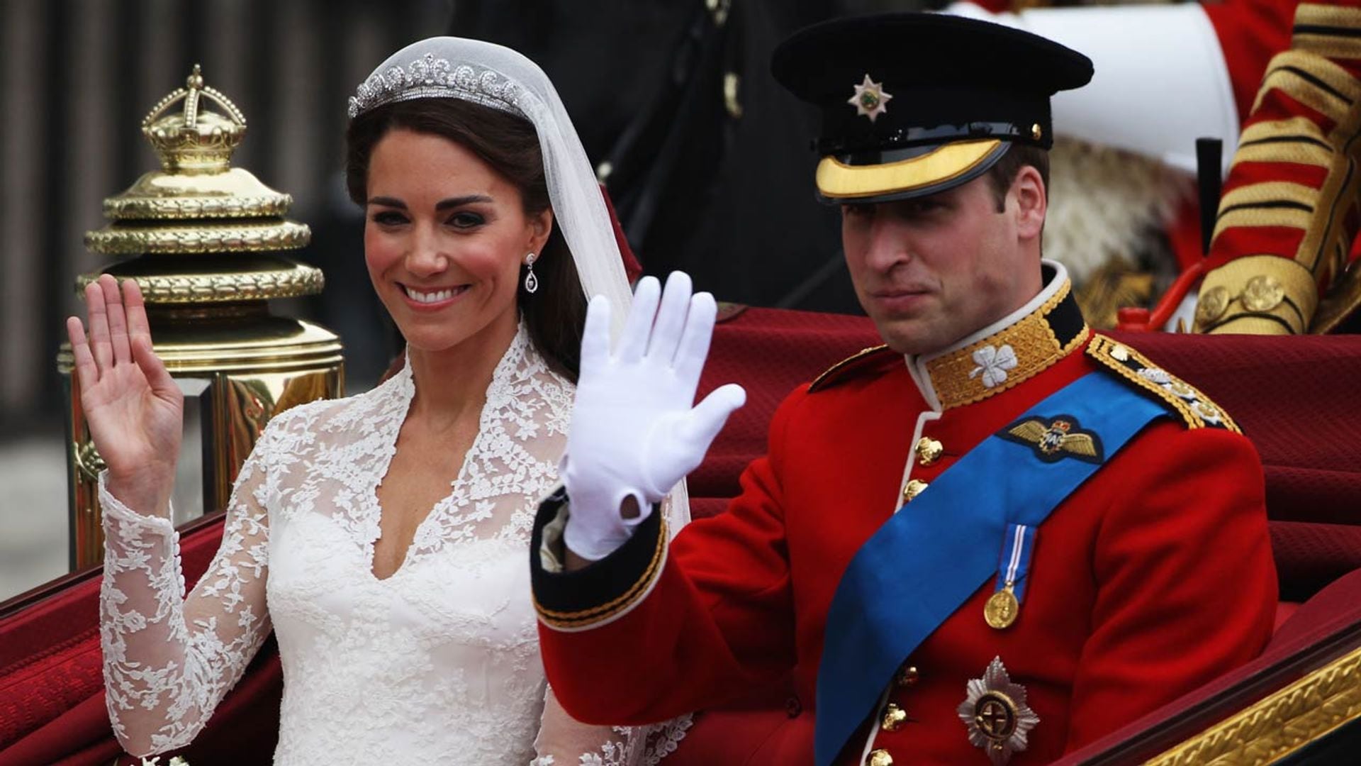 Recordamos el fabuloso vestido de novia de Kate Middleton trece años después