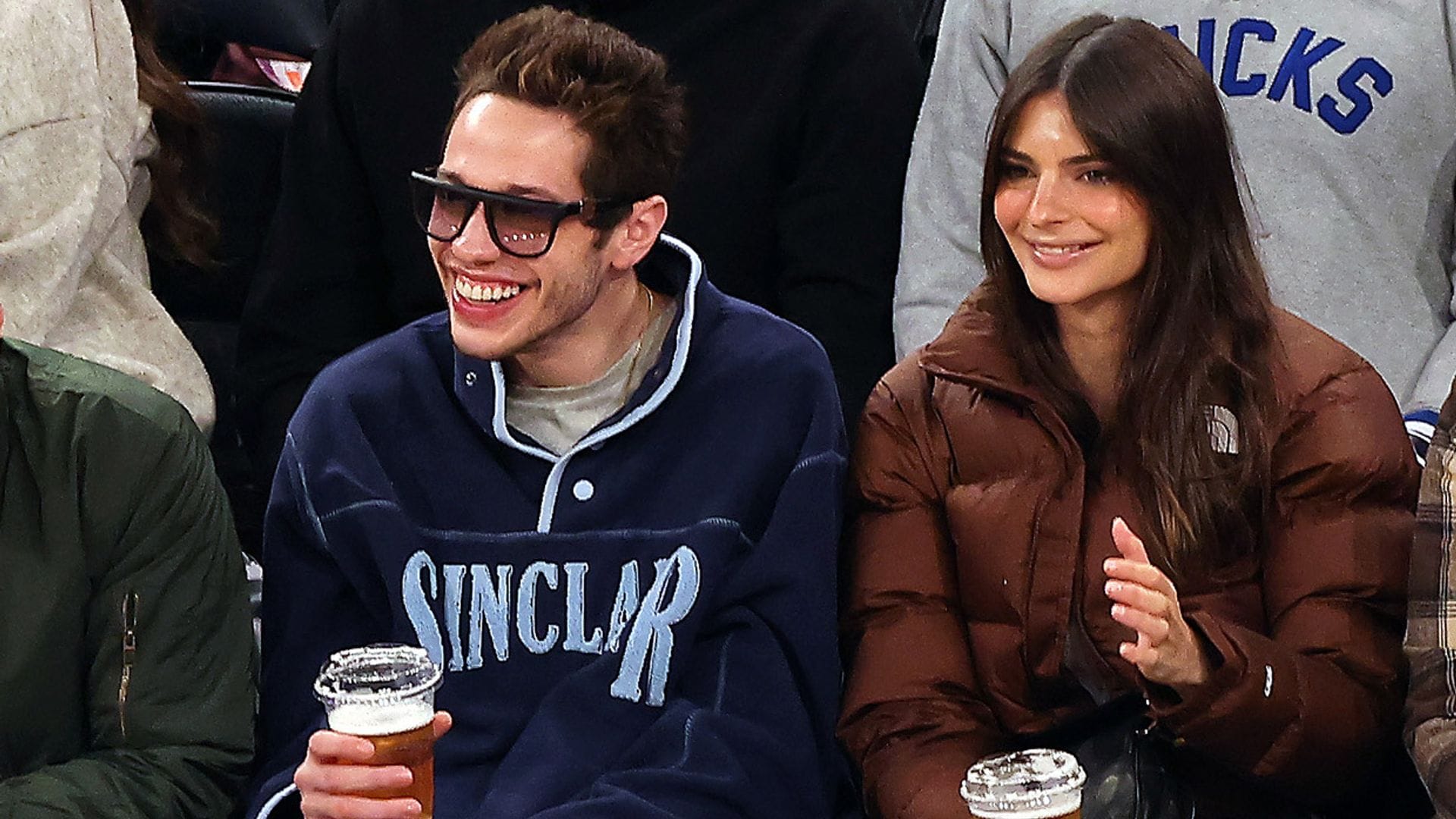 Pete Davidson y Emily Ratajkowski hacen oficial su relación con la cita preferida de las 'celebs'