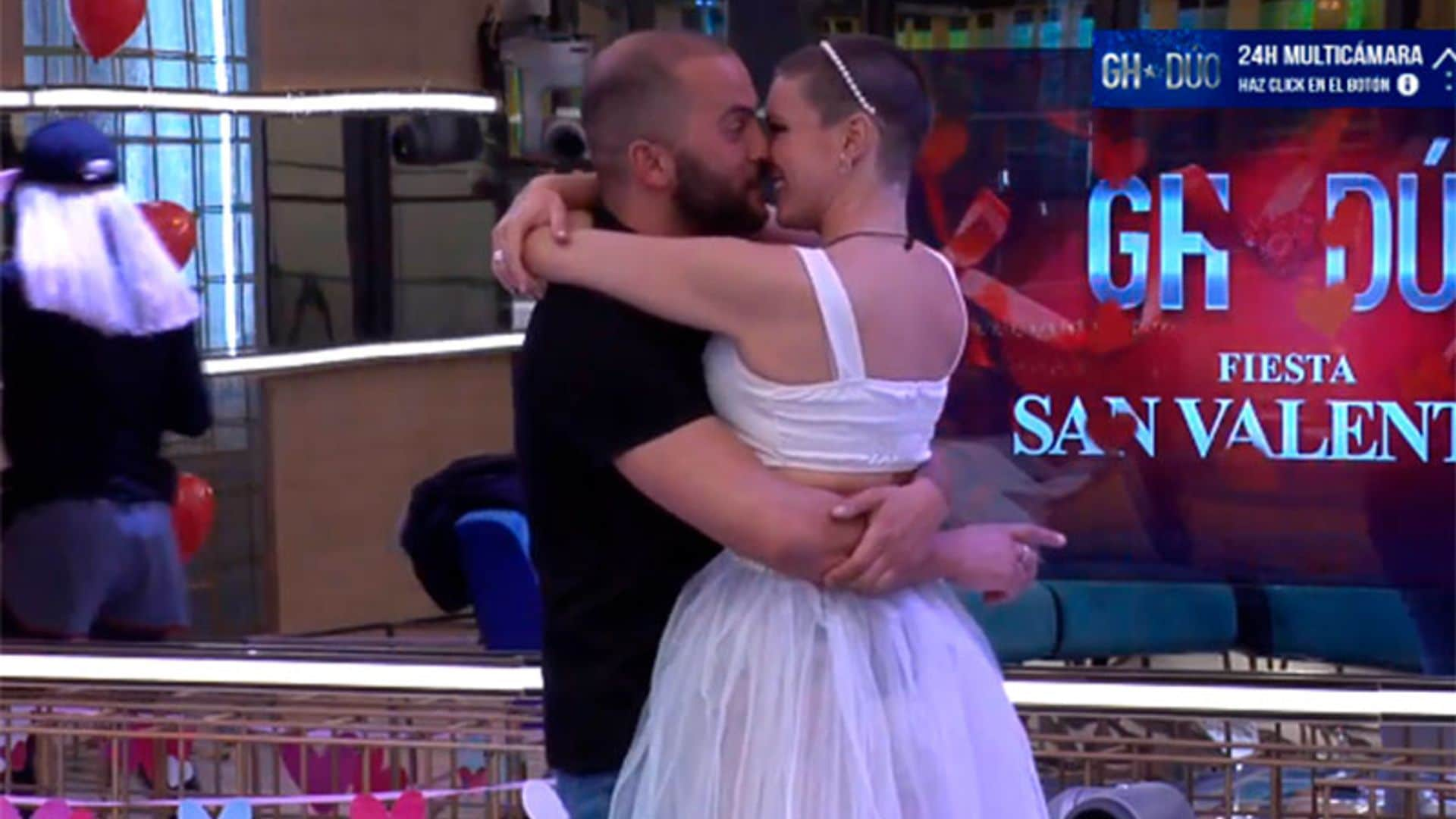 Una 'boda' y un cambio de look: los concursantes de 'GH Dúo' celebran San Valentín