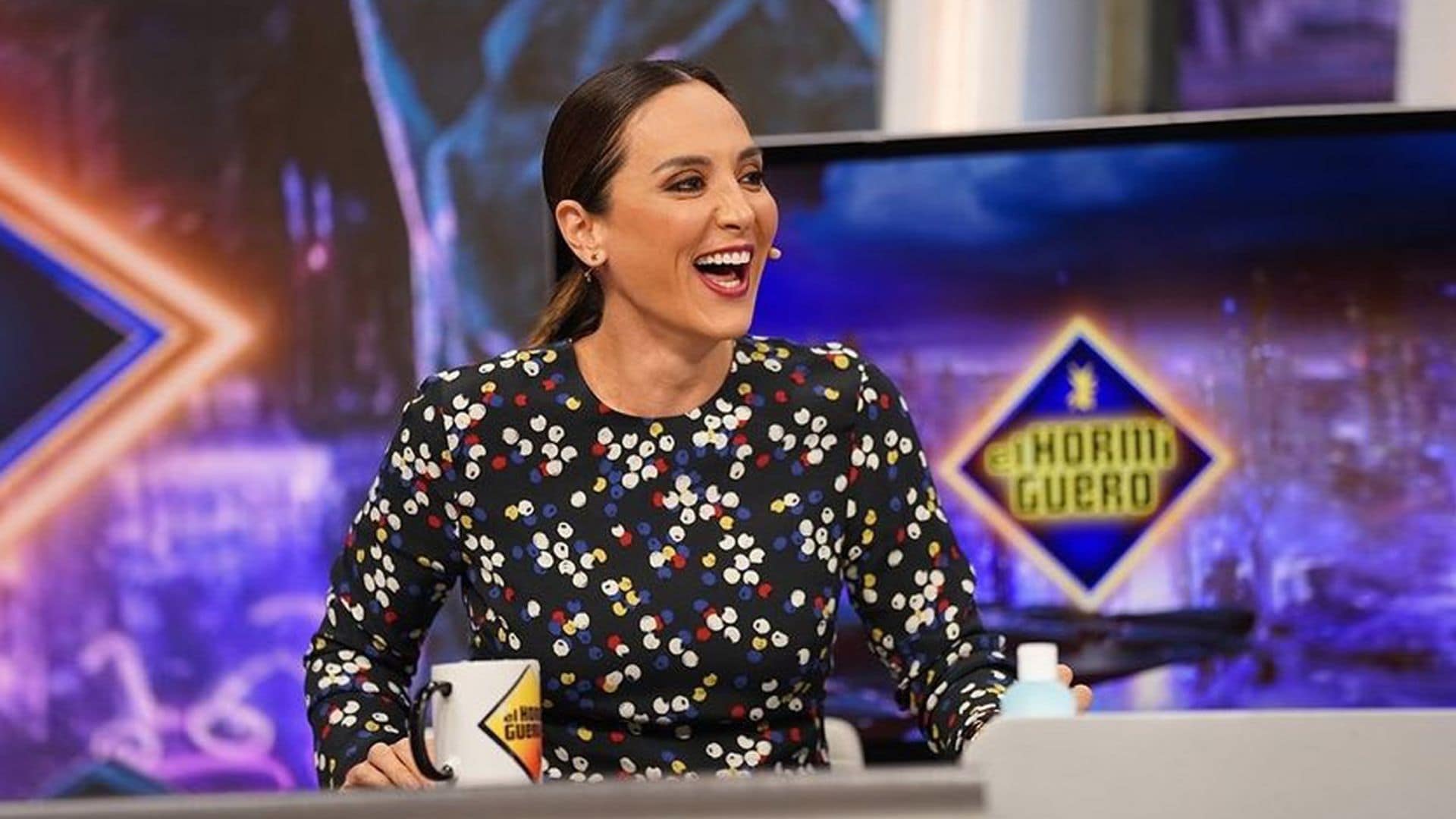 Tamara Falcó vuelve a televisión con un vestido de Zara de 18 euros