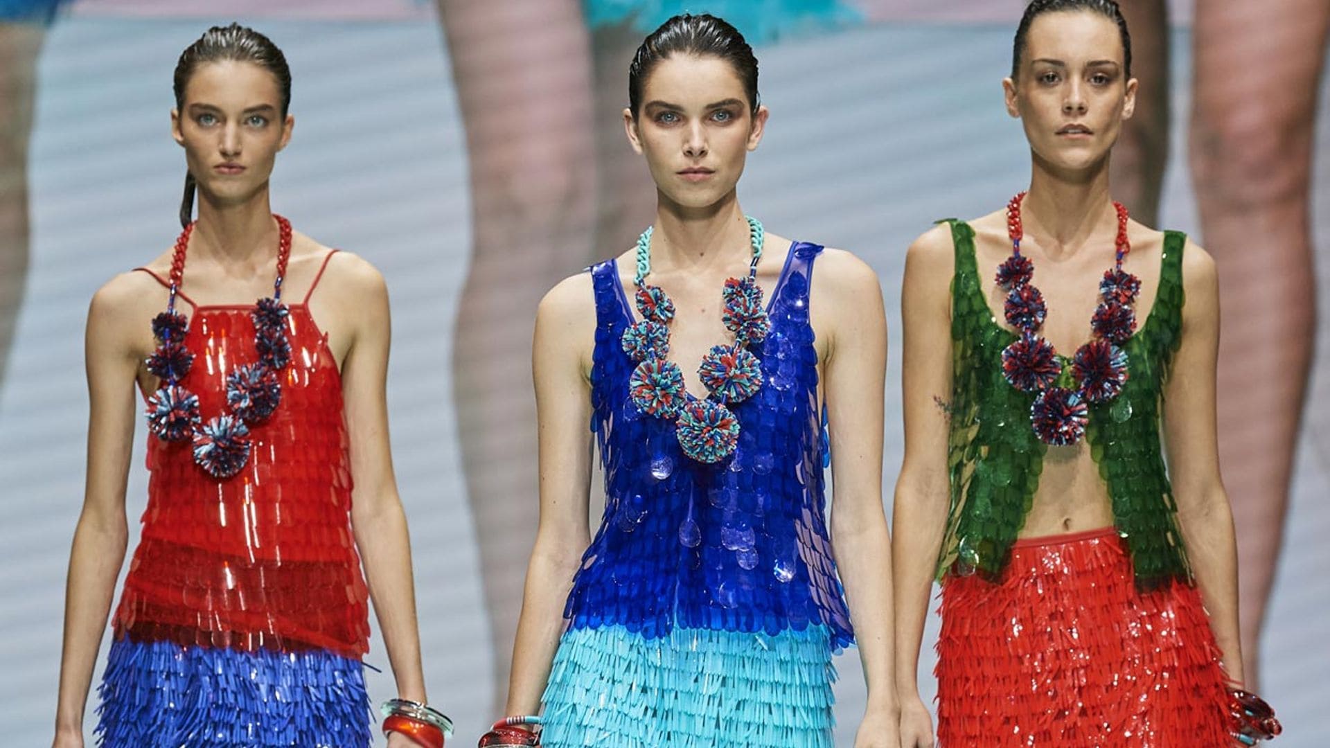 Del clasicismo al 'color block': Emporio Armani celebra su 40º aniversario