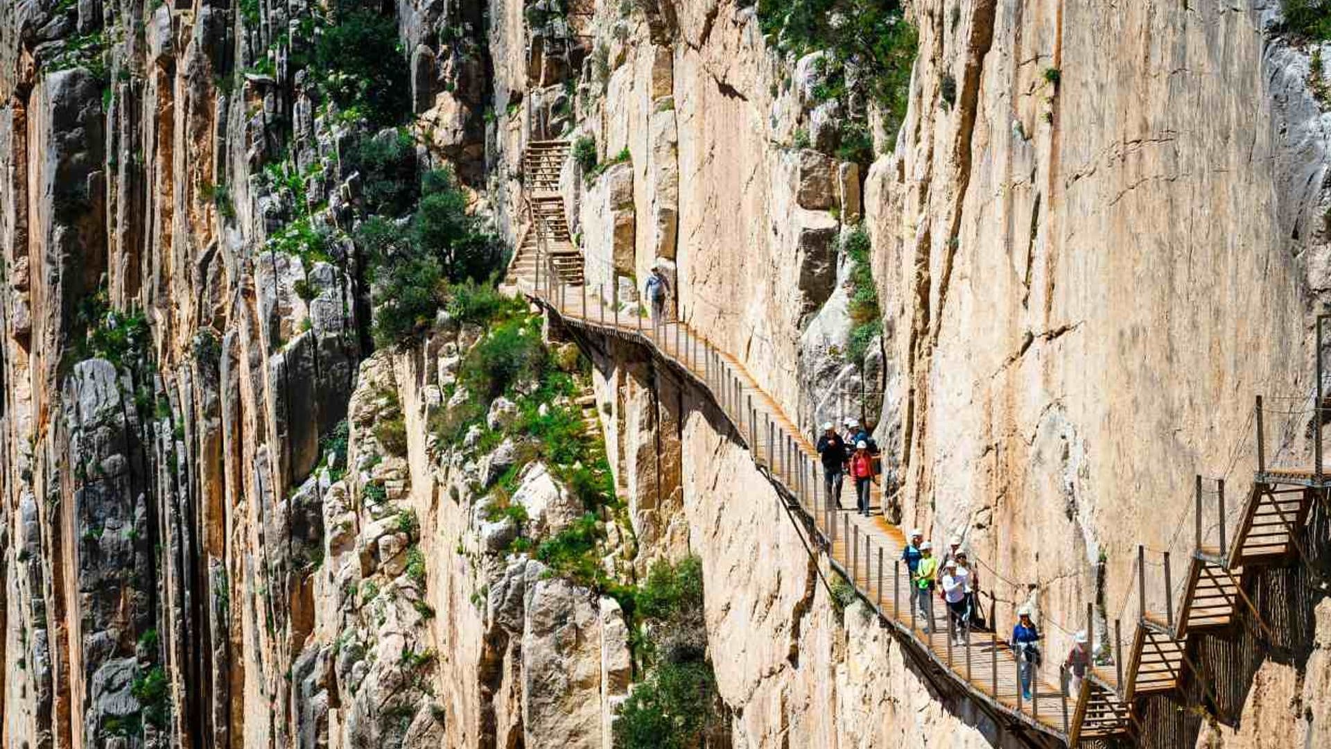 El Caminito del Rey y las otras 9 mejores rutas senderistas de Europa