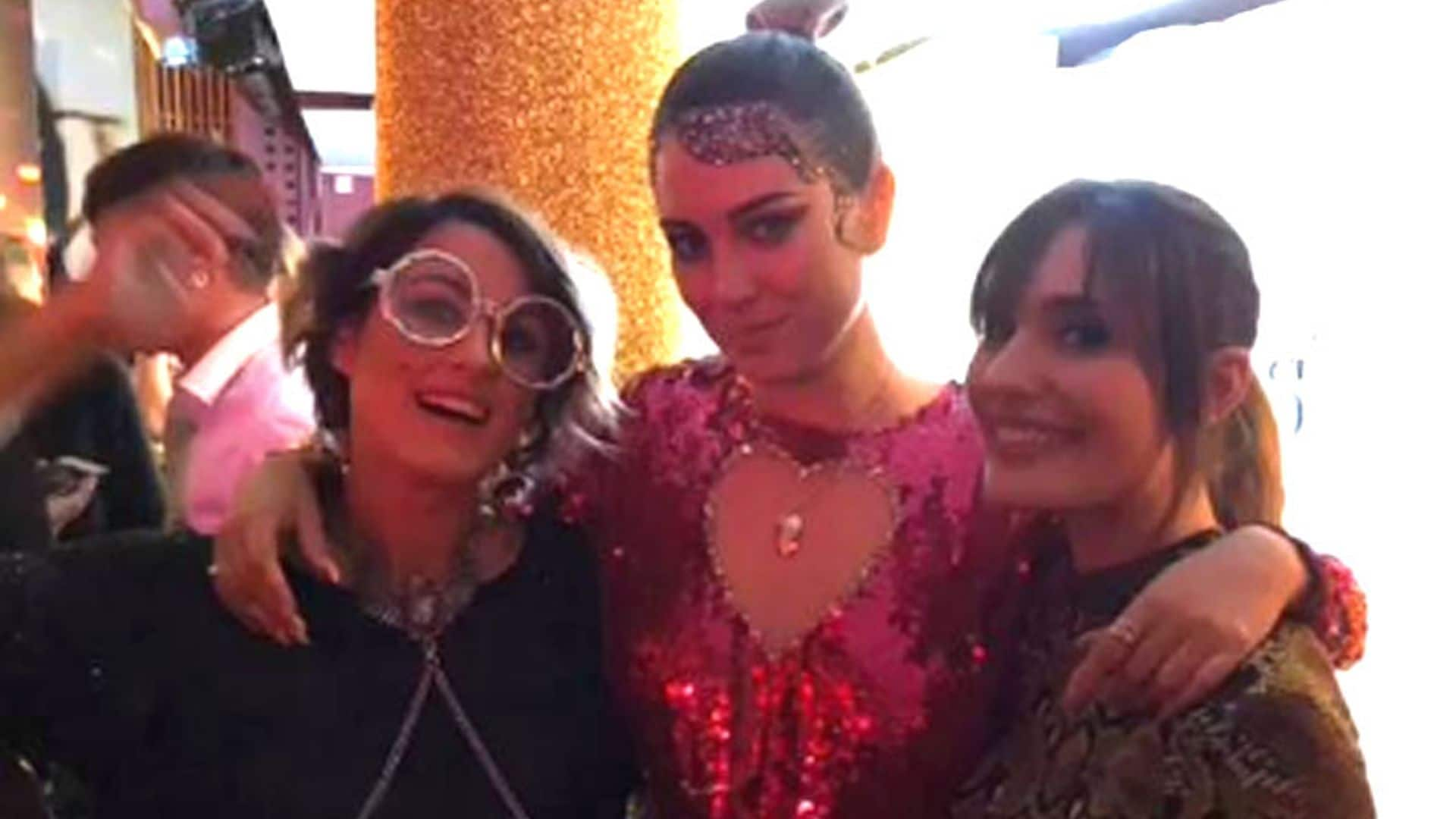 Blanca Suárez, 'brillante' en la fiesta de su 30 cumpleaños al lado de Mario Casas y muchos rostros conocidos