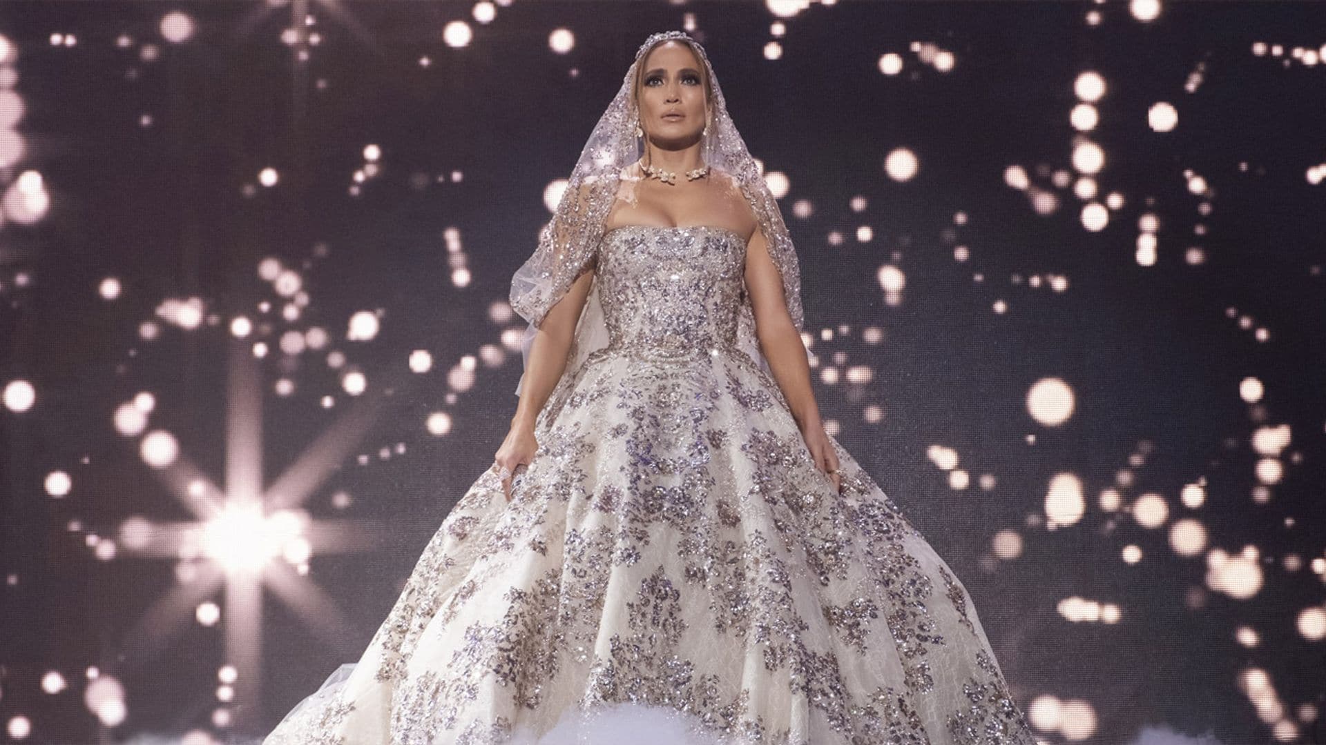 17 veces en las que Jennifer Lopez se ha vestido de novia