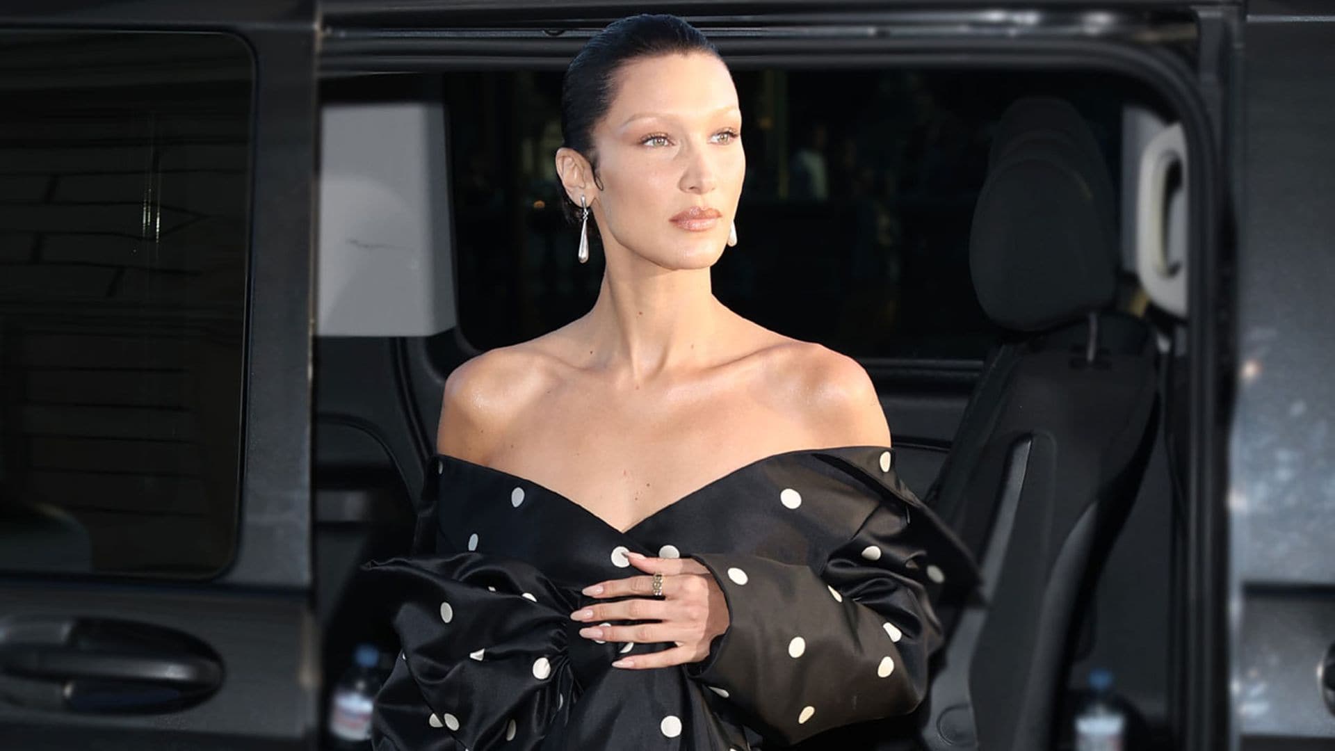 Bella Hadid debuta en un emocionante proyecto tras confesar que sufrió 'bullying' por su físico