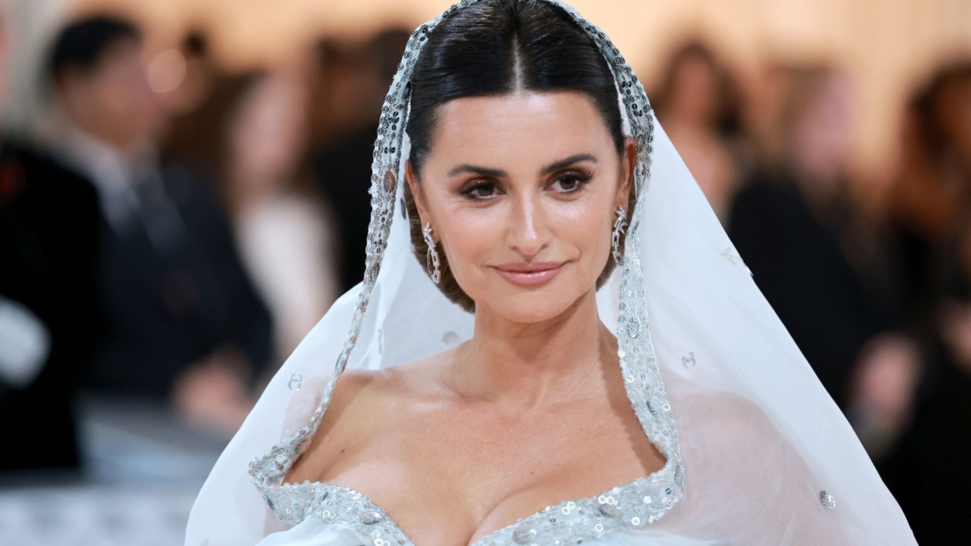 Penélope Cruz se convierte en la novia más especial en la Gala MET 2023