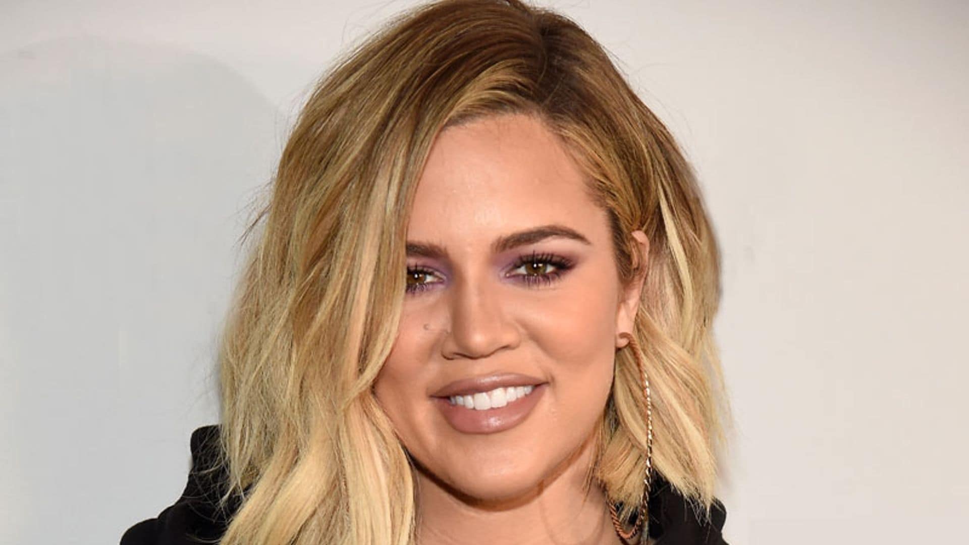 Los dos cosméticos 'low cost' que Khloé Kardashian guarda en su bolsa de deporte