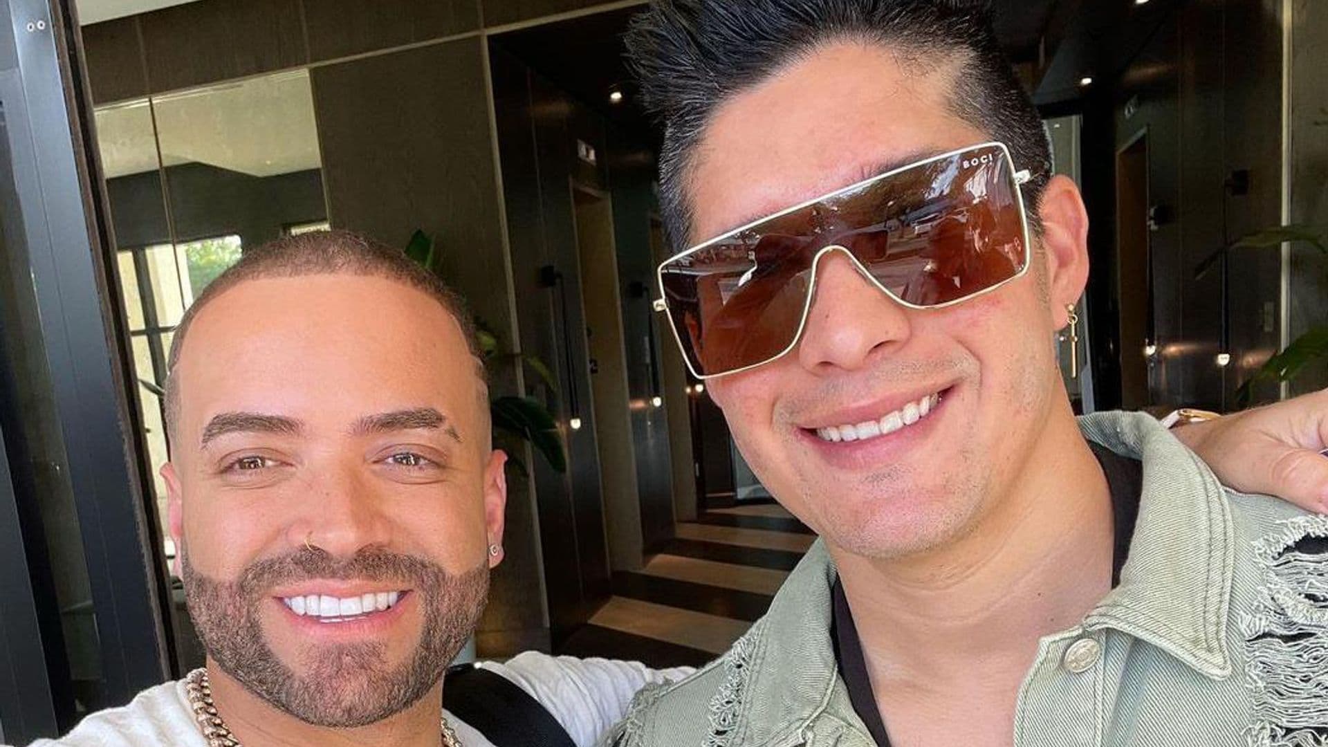 ‘Chyno’ Miranda reaparece en video cantando con Nacho Mendoza