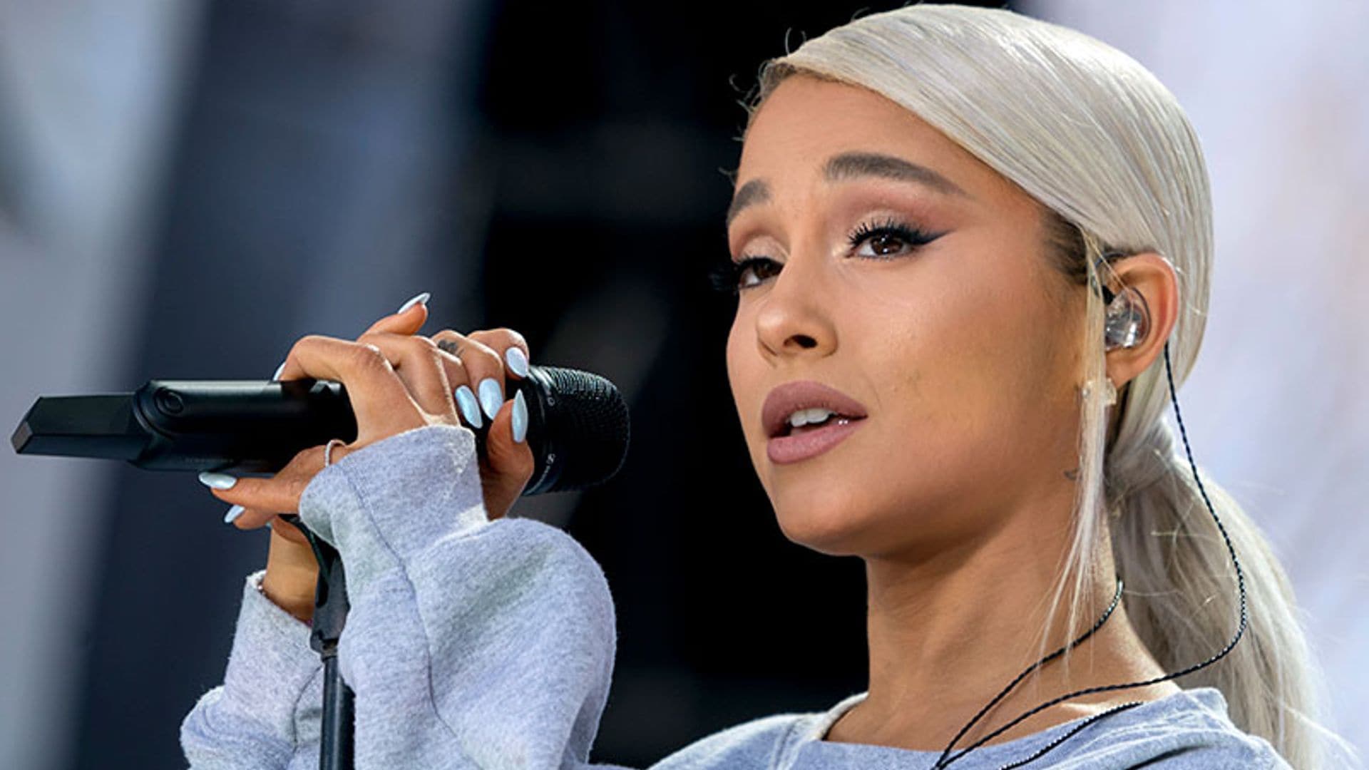 Ariana Grande no fue la única: 'celebrities' que también tuvieron problemas con sus tatuajes