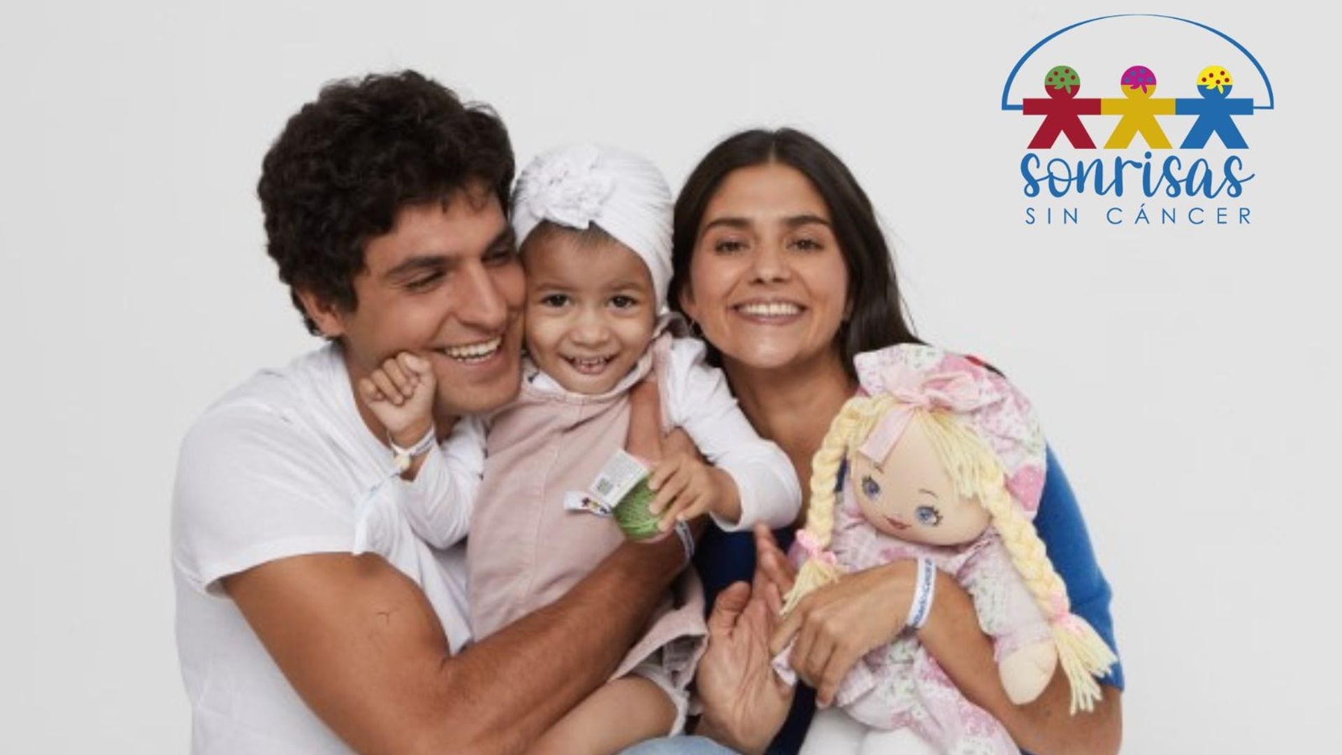 Llega el Calendario Solidario 2025 de Sonrisas sin Cáncer