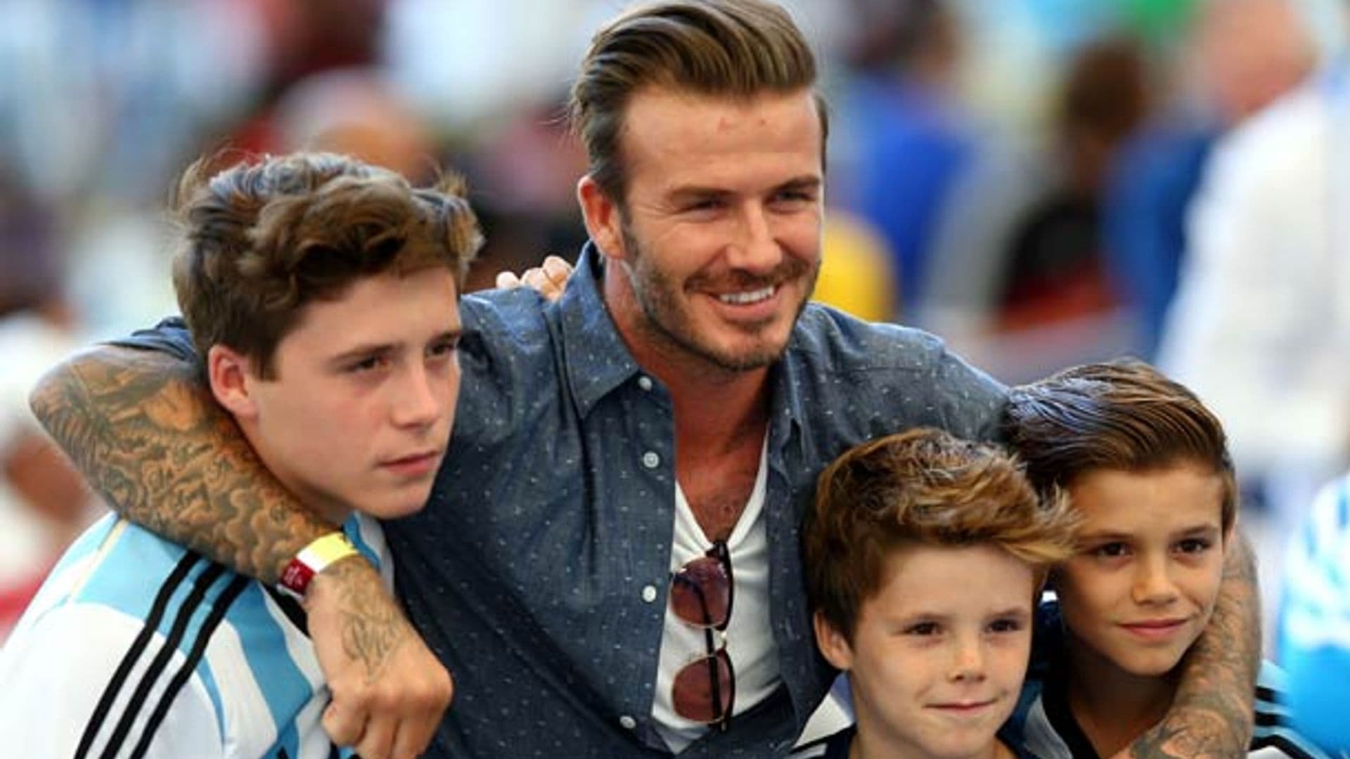 ¿Quién está detrás de las redes sociales de Brooklyn Beckham?