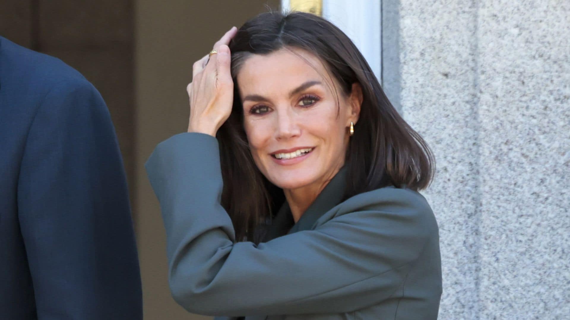 La reina Letizia sorprende con un nuevo corte de pelo