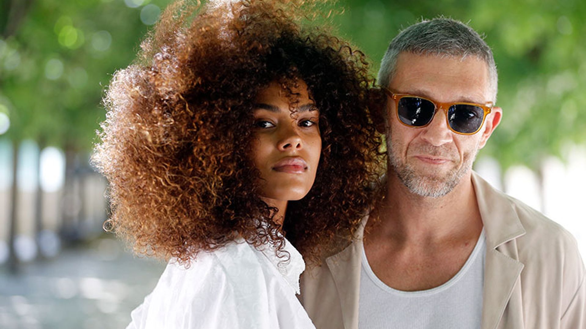 Tina Kunakey y Vincent Cassel, ex de Monica Bellucci, dan la bienvenida a su primera hija