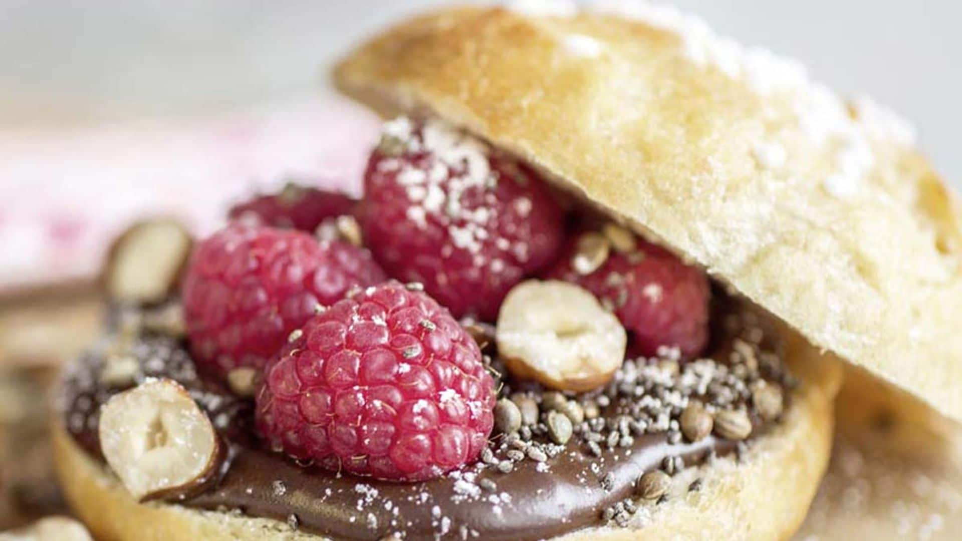 Bollos con crema de cacao