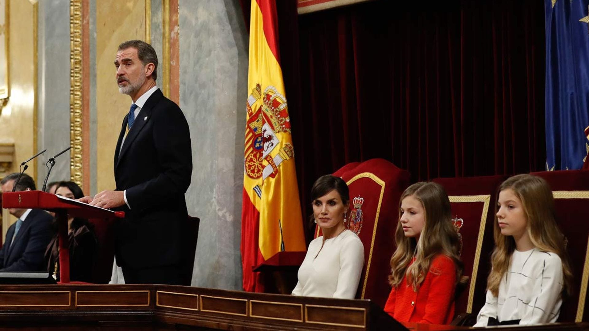 Los Reyes, en compañía de sus hijas, presiden la solemne apertura de Las Cortes