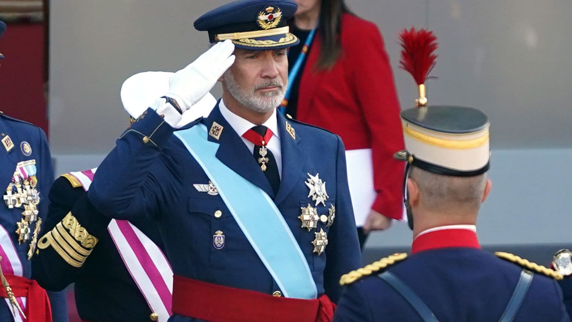 El rey Felipe acude al 12 de octubre vestido de capitán general del Ejército del Aire