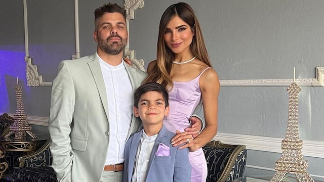 alejandra espinoza y su esposo an bal marrero con su hijo