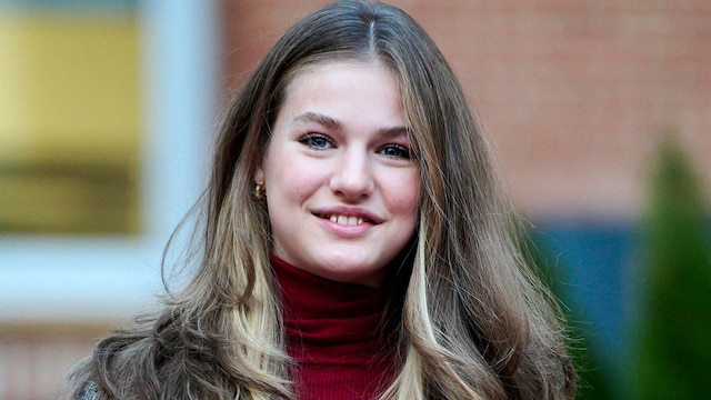 princess leonor steps out for engagement during school break