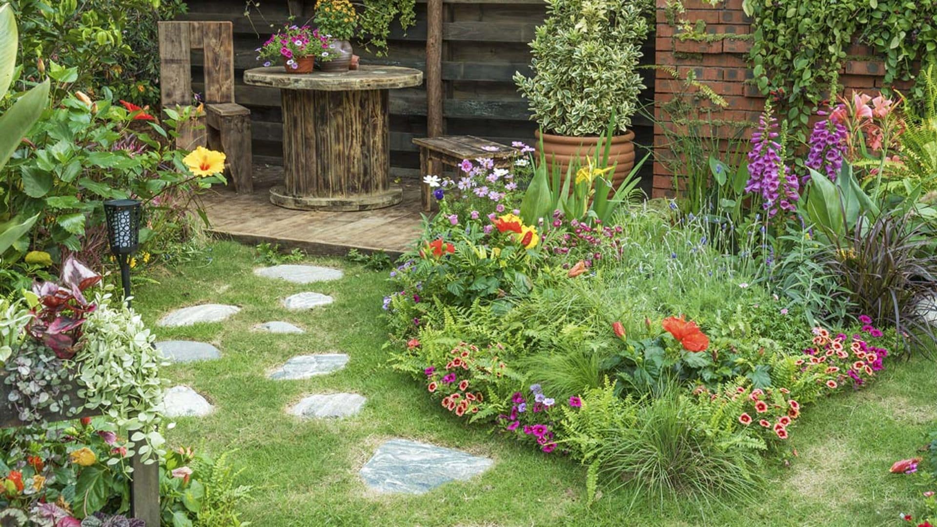 La clave para una decoración de jardines magistral: crear puntos focales